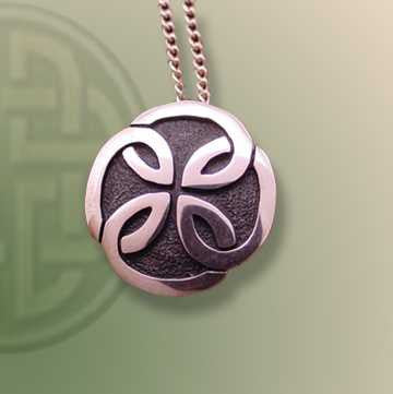 Star of Eire Lapel Pin